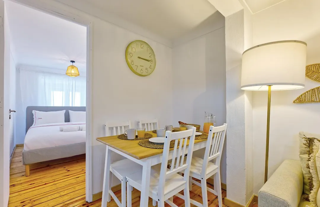 New! Family Apartment On The Walls Of Lisbon-1