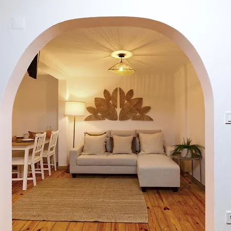New! Family Apartment On The Walls Of Lisbon-2